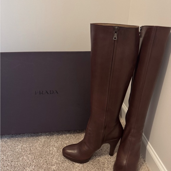 Prada Women's Brown Leather Boots - Picture 1 of 10
